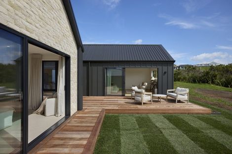 Photo of property in 23 Snapper Crescent, Omokoroa, 3114