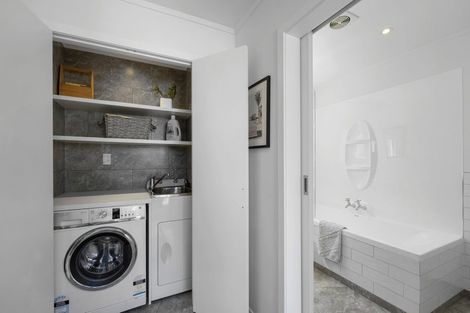 Photo of property in 26 Mclean Street, Strandon, New Plymouth, 4312