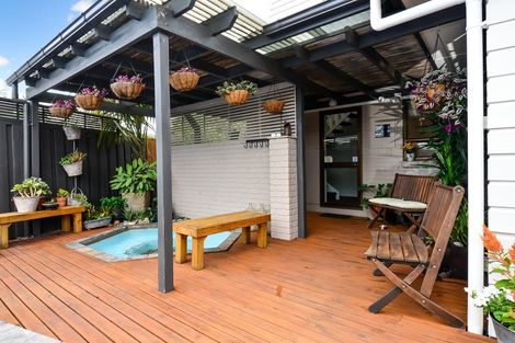 Photo of property in 38 Knighton Road, Hillcrest, Hamilton, 3216