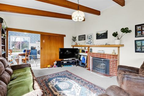 Photo of property in 2 Climie Crescent, Hawera, 4610