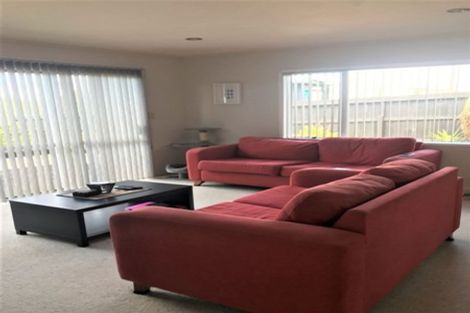 Photo of property in 163 Don Buck Road, Massey, Auckland, 0614