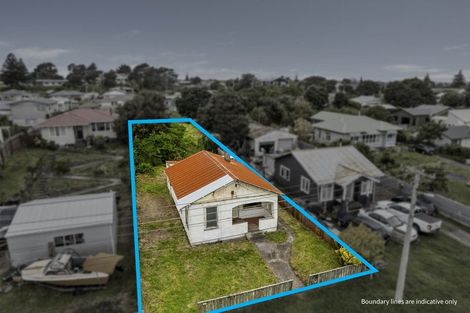 Photo of property in 10 Matai Street, Castlecliff, Whanganui, 4501