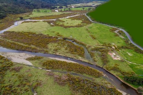 Photo of property in 828 Coast Road, Wainuiomata Coast, Lower Hutt, 5373