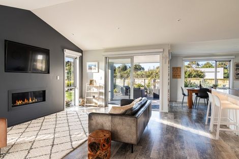 Photo of property in 56 Parapara Beach Road, Parapara, Takaka, 7182