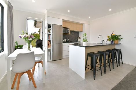 Photo of property in 5 St Julia Court, Helensville, 0800