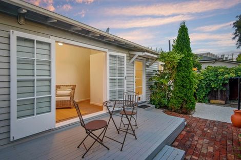 Photo of property in 105 Abberley Crescent, St Albans, Christchurch, 8014