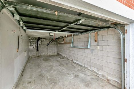 Photo of property in 5/19 Lake Pupuke Drive, Takapuna, Auckland, 0622