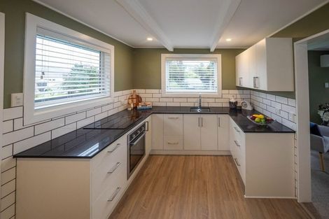 Photo of property in 2/1 Hawtrey Terrace, Johnsonville, Wellington, 6037