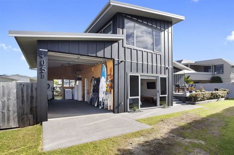 Photo of property in 405b Ocean Road, Whangamata, 3620