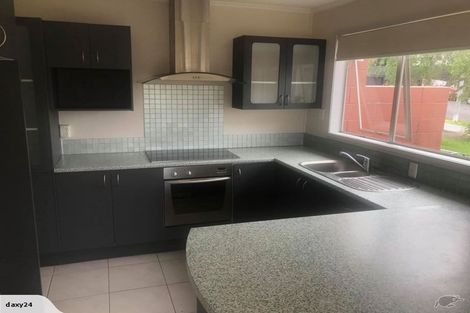 Photo of property in 2/13 Steele Street, Meadowbank, Auckland, 1072