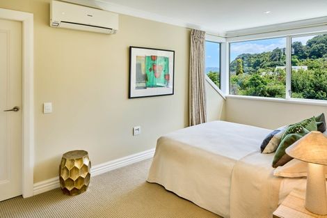 Photo of property in 5 Cheviot Road, Lowry Bay, Lower Hutt, 5013