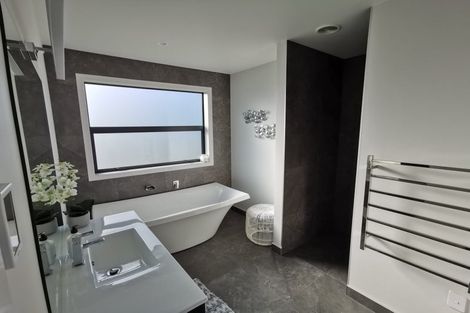 Photo of property in 5d East Ridge Grove, Newstead, Hamilton, 3286