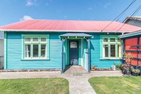 Photo of property in 21 Tirangi Road, Rongotai, Wellington, 6022