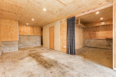 Photo of property in 13 Sombrero View, Ascot Park, Porirua, 5024