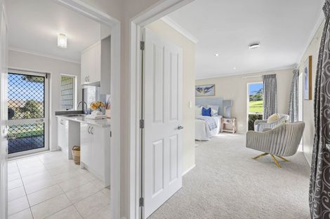 Photo of property in 289 Old North Road, Kumeu, 0892