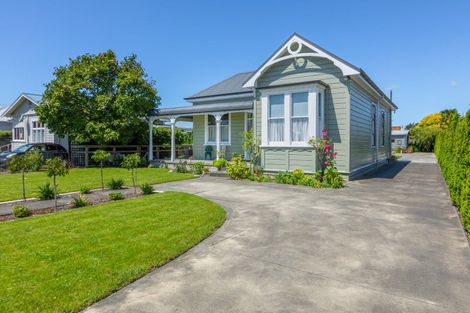 Photo of property in 210 Lascelles Street, Saint Leonards, Hastings, 4120