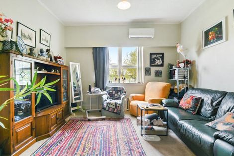 Photo of property in 40 Kawaha Point Road, Fairy Spring, Rotorua, 3015