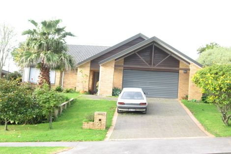 Photo of property in 75 Kuripaka Crescent, The Gardens, Auckland, 2105