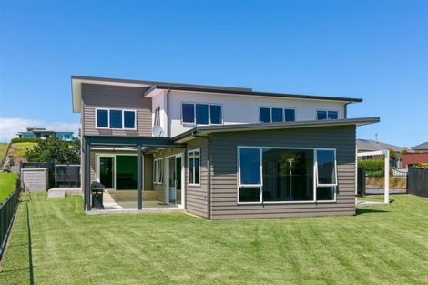 Photo of property in 5d Vardon Way, Waiwhakaiho, New Plymouth, 4312