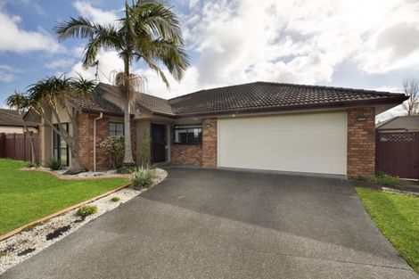 Photo of property in 17 Magic Way, Randwick Park, Auckland, 2105