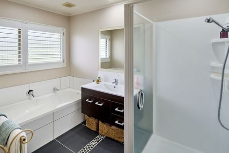 Photo of property in 31a Puriri Road, Waikanae, 5036