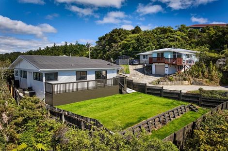 Photo of property in 73 Logie Street, Stokes Valley, Lower Hutt, 5019
