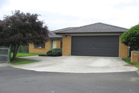 Photo of property in 10 Saybrook Place, Mangere, Auckland, 2022