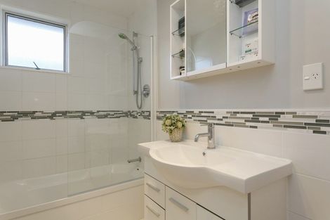 Photo of property in 59 Saint James Street, Richmond Heights, Taupo, 3330