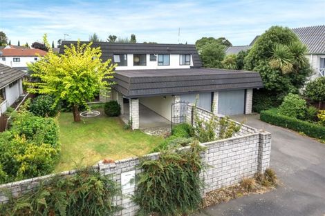 Photo of property in 11 Jamell Place, Avonhead, Christchurch, 8042