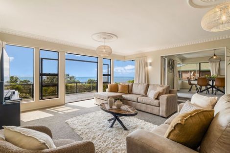 Photo of property in 146 Pacific Parade, Army Bay, Whangaparaoa, 0930