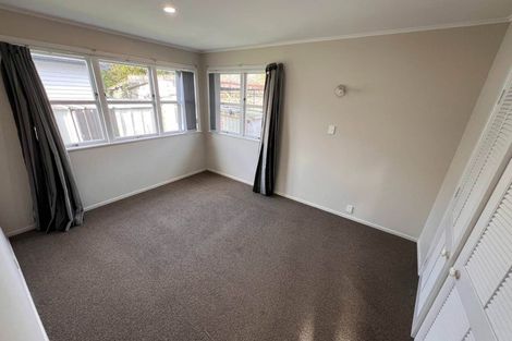 Photo of property in 6 Braeburn Place, Takanini, 2112