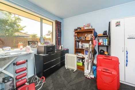 Photo of property in 72 Parnell Heights, Kelvin Grove, Palmerston North, 4414
