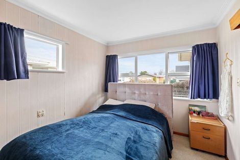 Photo of property in 10 Tawa Street, Levin, 5510
