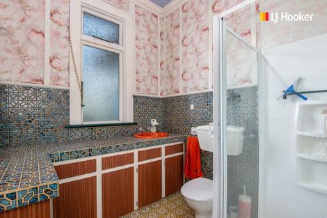 Photo of property in 105 Macandrew Road, South Dunedin, Dunedin, 9012