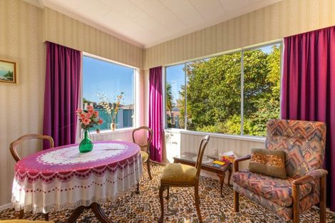 Photo of property in 25 Guy Street, Dannevirke, 4930