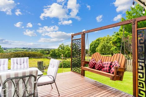 Photo of property in 4 Horniblow Road, Matakohe, 0594