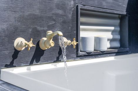 Photo of property in 95 Pukehina Parade, Pukehina, Te Puke, 3189