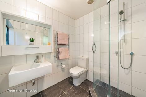 Photo of property in 43c Dowling Grove, Silverstream, Upper Hutt, 5019