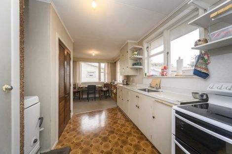 Photo of property in 24 Potaka Street, Marton, 4710