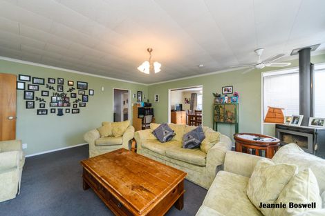 Photo of property in 5 Jamesdale Court, Ashhurst, 4810