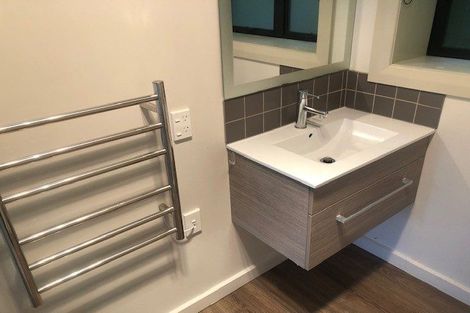 Photo of property in 1/37 Singers Road, Korokoro, Lower Hutt, 5012