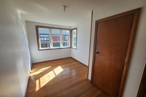 Photo of property in 28 Auburn Avenue, Upper Riccarton, Christchurch, 8041