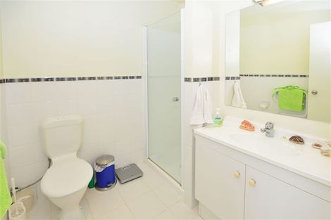 Photo of property in 33f Florence Avenue, Orewa, 0931