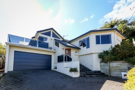 Photo of property in 7 Sequoia Grove, Merrilands, New Plymouth, 4312