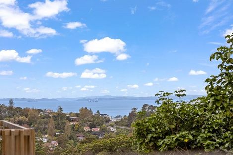 Photo of property in 1/807 East Coast Road, Northcross, Auckland, 0630