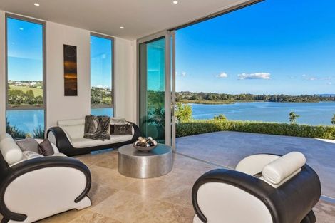 Photo of property in 255 Paremoremo Road, Paremoremo, Auckland, 0632