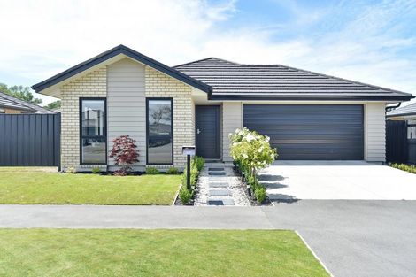 Photo of property in 28 Makawe Roa Street, Marshland, Christchurch, 8083