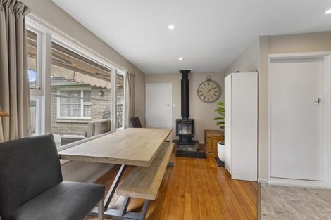 Photo of property in 5 Marshwood Place, Sockburn, Christchurch, 8042