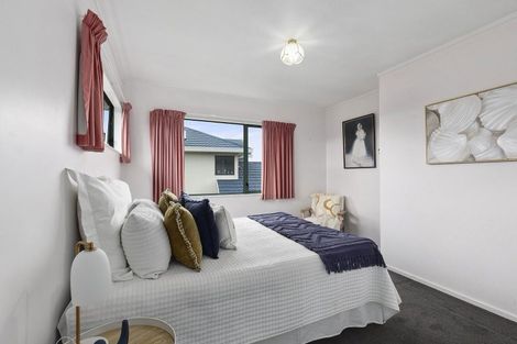 Photo of property in 38 Landsdowne Terrace, Karori, Wellington, 6012