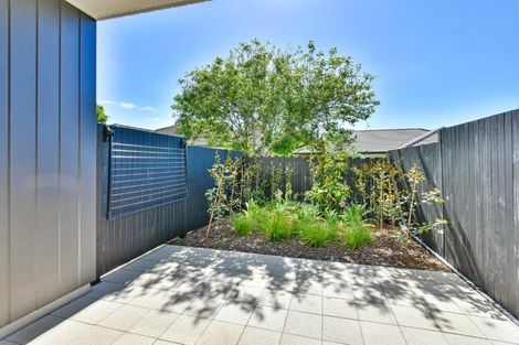 Photo of property in 4/47a Huntington Drive, Huntington Park, Auckland, 2013